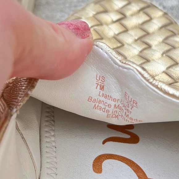 Sam Edelman Metallic Gold Slip On Sneakers 7 - Picture 4 of 6